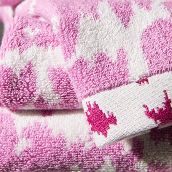 Charline Floral Cotton Bath Towel Collection - Thumbnail 2